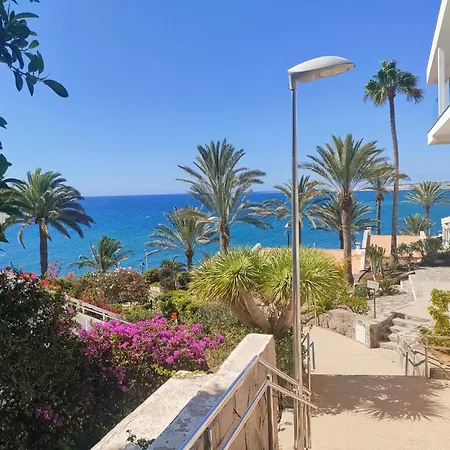 Uno - Front Line Of Ocean Apartamento *